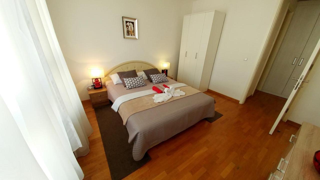 Apartments Belville Lux Белград Екстериор снимка