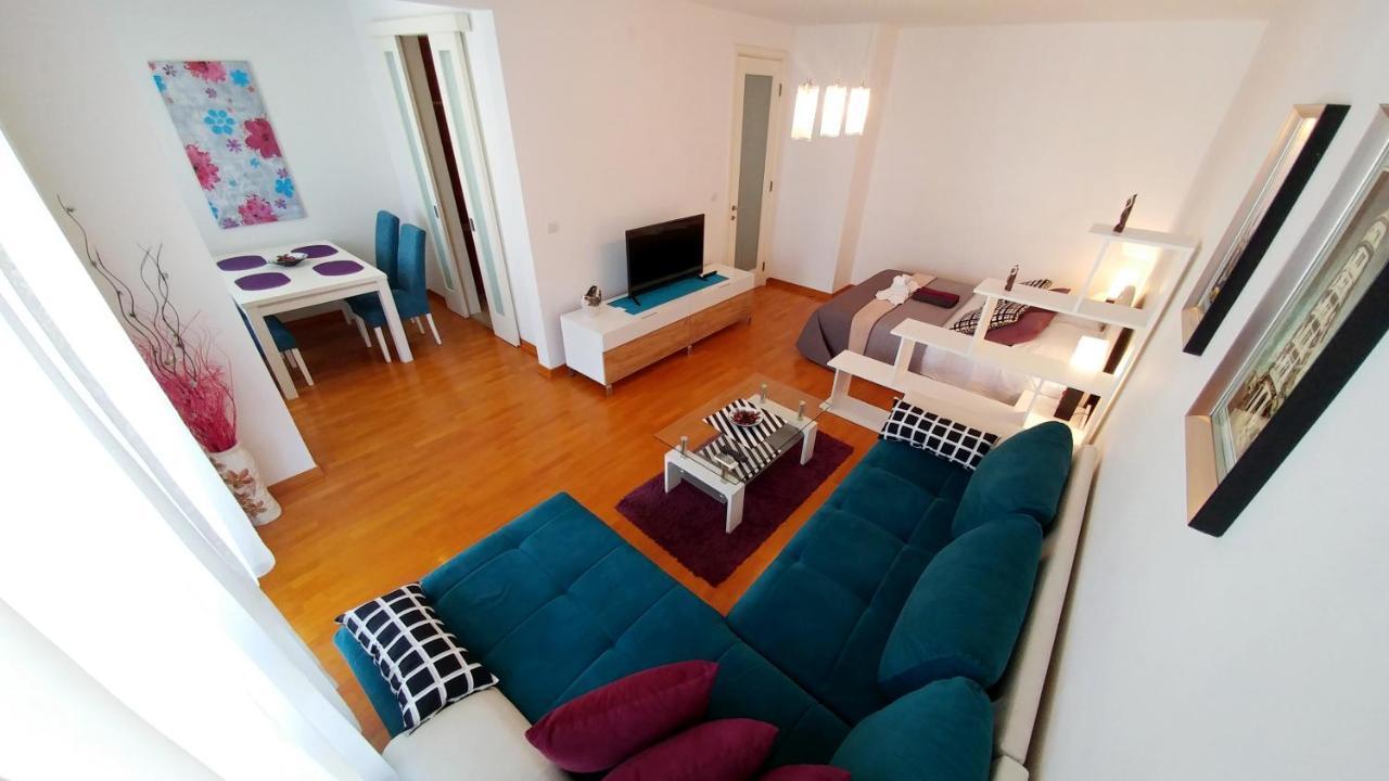 Apartments Belville Lux Белград Екстериор снимка