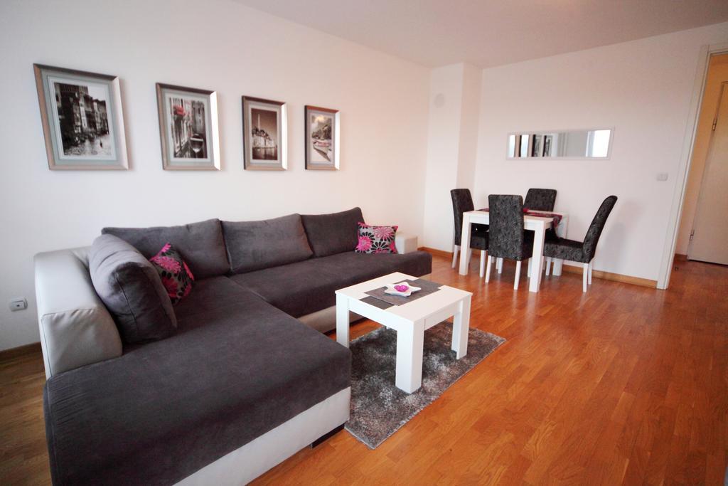Apartments Belville Lux Белград Стая снимка