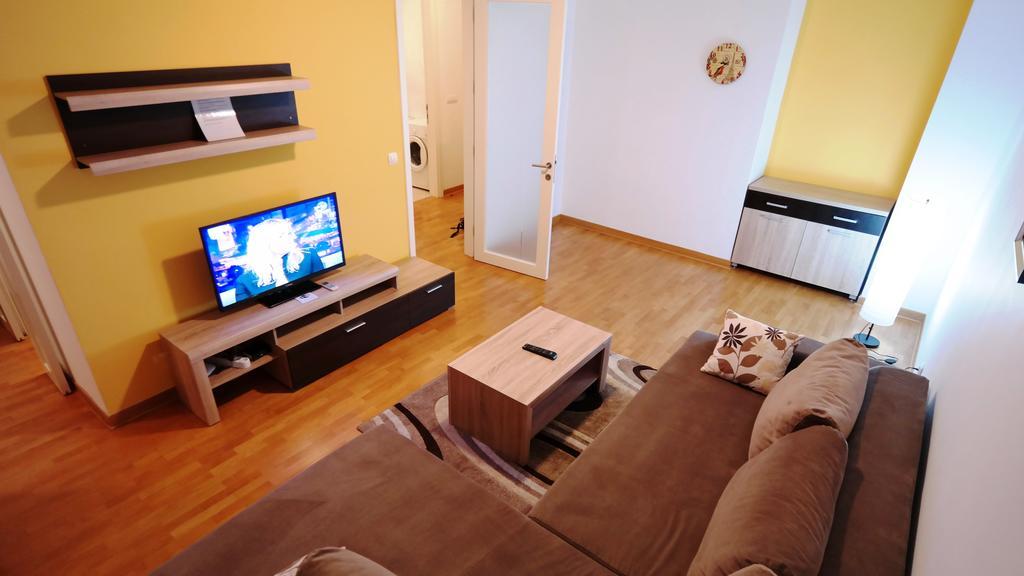 Apartments Belville Lux Белград Екстериор снимка